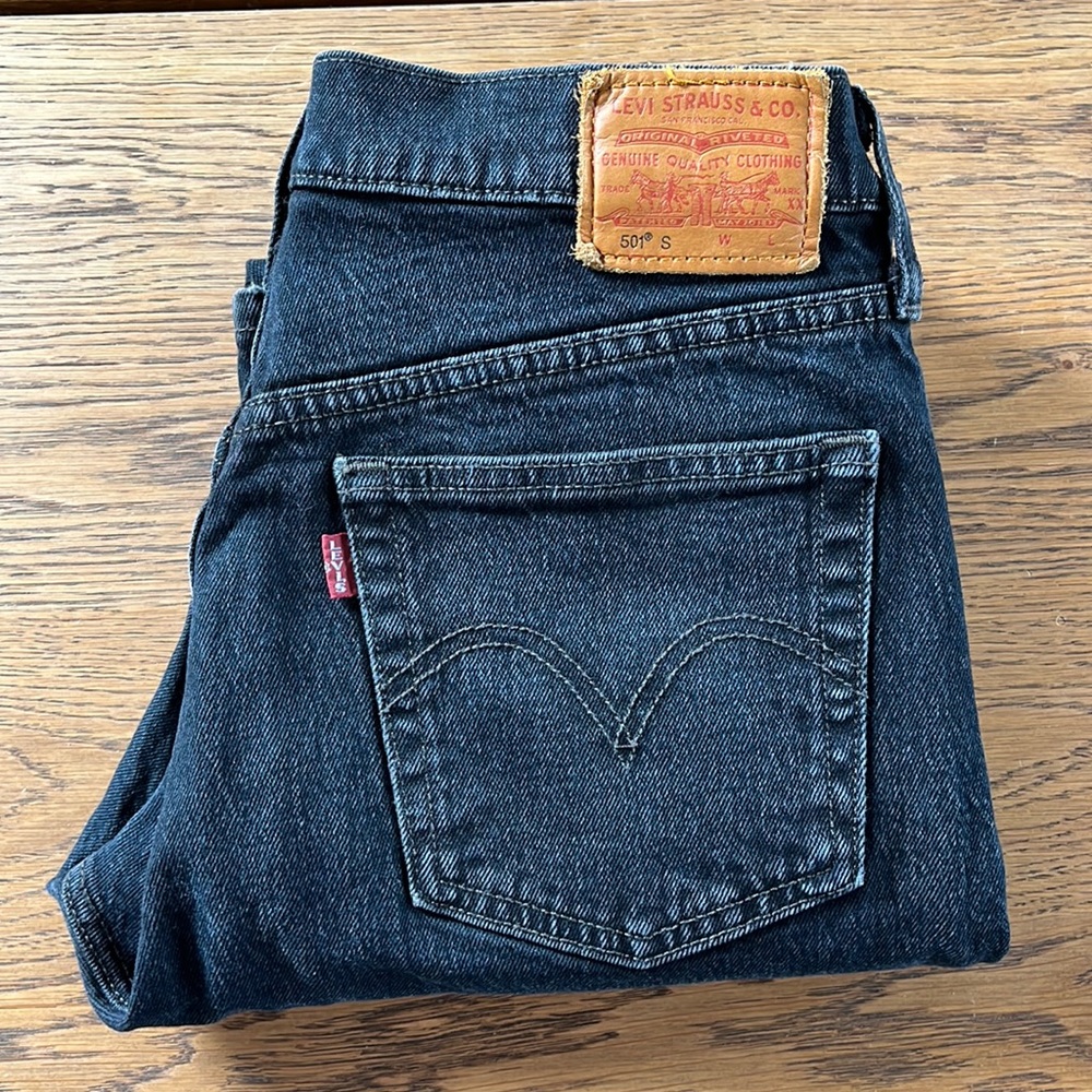 Levi’s 501 black distressed jeans - Size 28